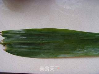 粽香情浓: 咸淡两相宜---燕麦蛋黄粽的做法步骤:6
