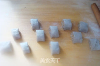 【美好的一天开始于一份健康早餐】粗粮烫面卷子+小米蛋花粥的做法步骤:7