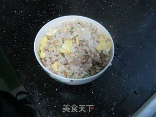 大厨的肉末鸡蛋炒饭（很简单、很美味）的做法步骤：5