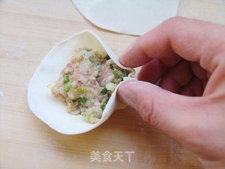 最香不过肉包子——葱香大肉小笼包的做法步骤:11