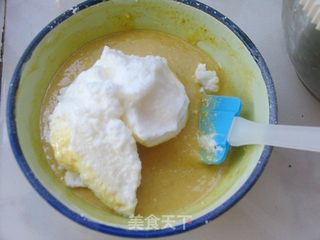 另类方法吃奶茶——奶茶蜜豆蛋糕卷的做法步骤:9