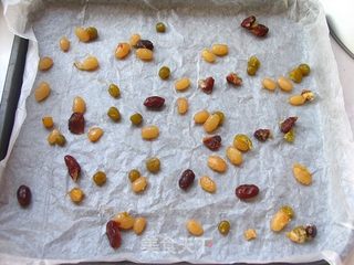 另类方法吃奶茶——奶茶蜜豆蛋糕卷的做法步骤:11