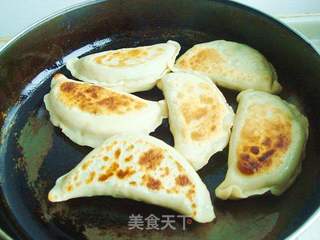 煎韭菜盒子的做法步骤:10