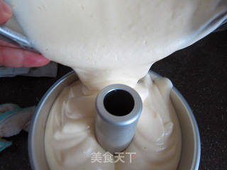 柠檬戚风蛋糕的做法步骤:16
