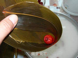 紫薯黄米粽子的做法步骤:5