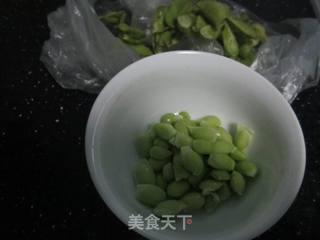 香菇肉丝饭，再搁上俩鸡蛋，鲜美啊的做法步骤：2