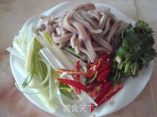 爆炒羊肚——新疆味道的做法步骤:2