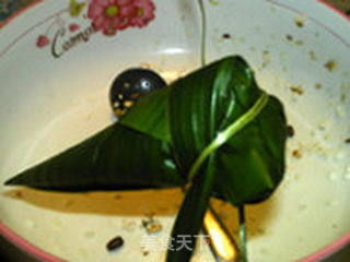 杂粮腊肉粽的做法步骤:18