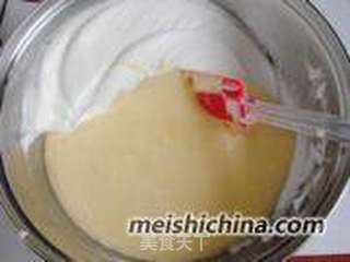 “不得已”的初尝试-----蓝莓蛋糕卷的做法步骤:14