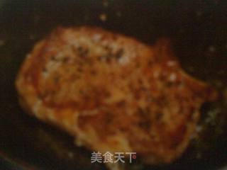 烛光晚餐不能少的香煎牛排的做法步骤:3