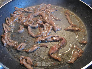 牛肉香菜炒乌冬的做法步骤:5