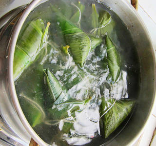 端午粽叶香——{红豆粽子}的做法步骤:10