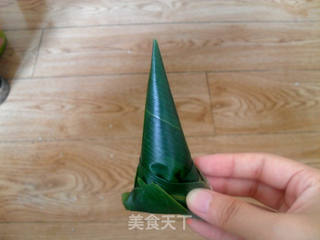 蜜枣三角粽的做法步骤:15