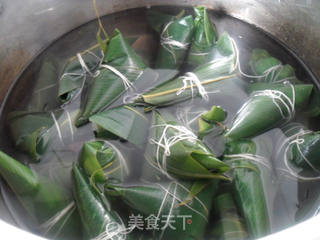 蜜枣三角粽的做法步骤:18