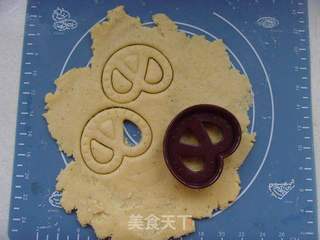 黑胡椒黄油饼干的做法步骤:7
