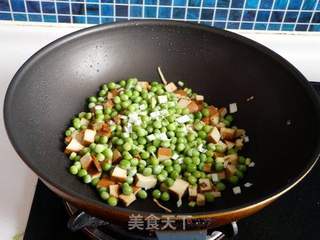 青豆炒豆干的做法步骤:7