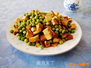 青豆炒豆干的做法步骤：10