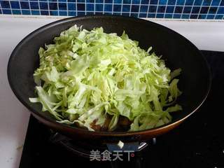 包菜炒猪头肉的做法步骤:6