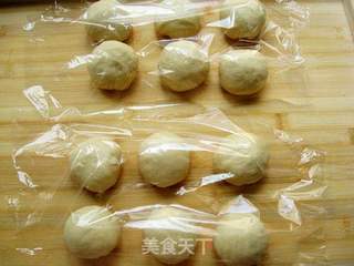 红豆面包的做法步骤:5