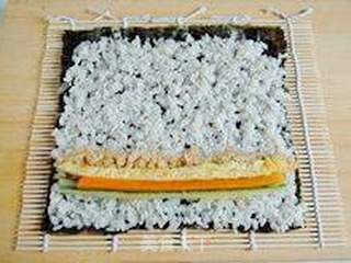 宝宝喜欢的“手抓饭”------紫菜包饭的做法步骤:5
