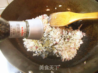 黑椒牛肉意酱面的做法步骤:3
