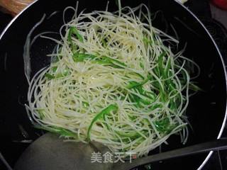爱心家常小炒之------青椒土豆丝的做法步骤:4