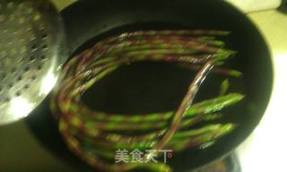 中国结山豆角的做法步骤:3