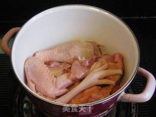 笋干炖母鸡的做法步骤:4