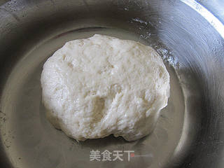 牛肉菠萝披萨的做法步骤:5