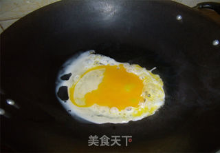 虾仁蛋炒饭的做法步骤:2