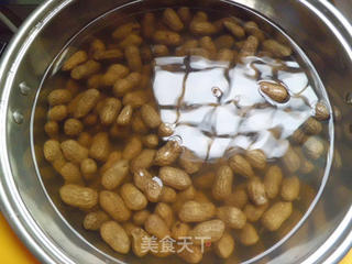 轻松自制老百姓人家的人气磨牙零食——盐水花生的做法步骤:6