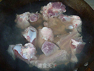 【大快朵颐透着一股子豪爽劲】——东北酱棒骨的做法步骤:3