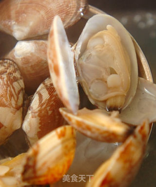 花蛤味噌汤(日式酱汤)的做法步骤:2