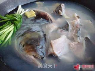 清炖鱼头的做法步骤:3