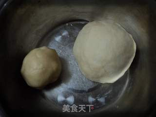 广州街头常见的豆沙饼的做法步骤:2