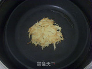 土豆丝饼的做法步骤:8