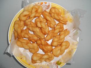 炸麻花的做法步骤：7