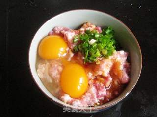 鸡蛋肉丸子的做法步骤:4
