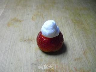 草莓雪人的做法步骤:4