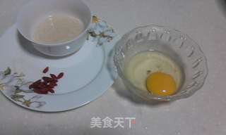 柔情鸡蛋甜酒羹的做法步骤：1