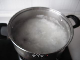 【品臻客五常稻花香】试用报告——清香扑鼻的莴笋叶皮蛋粥的做法步骤:9