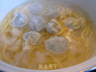 白菜素云吞面的做法步骤:5