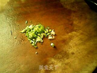 肉圆炖鸡蛋的做法步骤:2