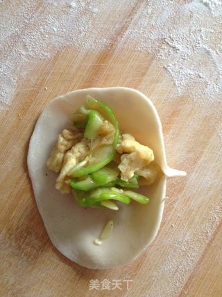西葫芦鸡蛋水饺的做法步骤:13