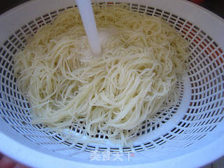 健康好吃素炒米粉的做法步骤：3