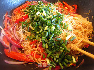 健康好吃素炒米粉的做法步骤：13