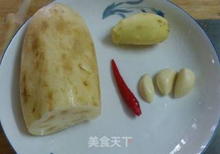凉拌黄花菜莲藕的做法步骤:2