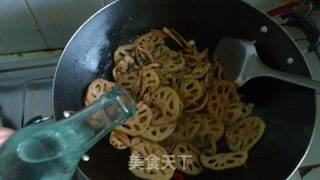 凉拌黄花菜莲藕的做法步骤:16