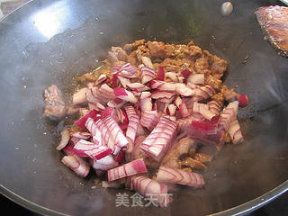 咖喱牛肉煮意粉的做法步骤:7