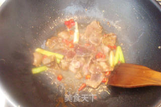 【下面条雨的那天】麻辣牛肉面加粉的做法步骤:4